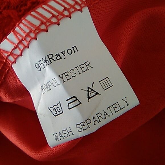 Miholl Bright Red Lace Dress - Picture 8 of 9